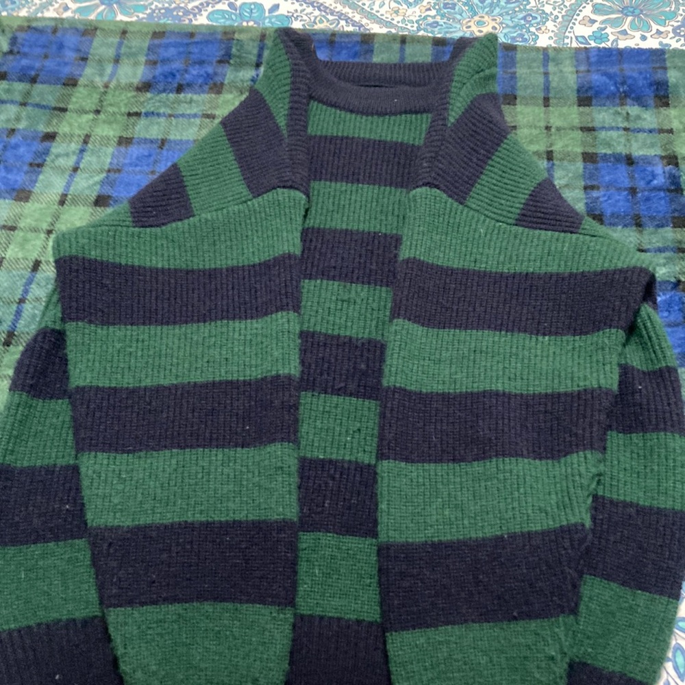 Green and black sweater (not Brandy Melville)
